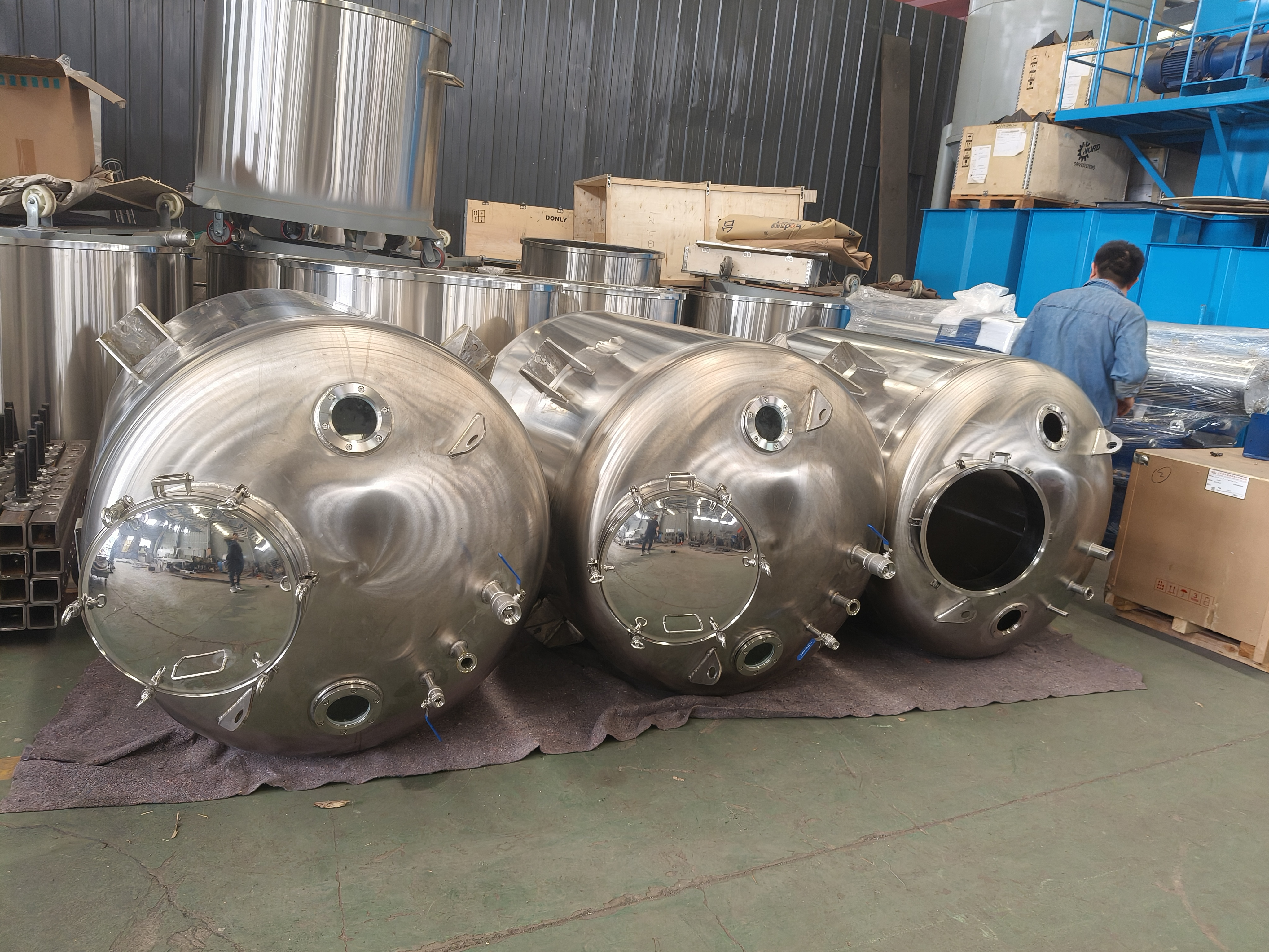 成套反應釜裝置之磁力驅動反應釜 成套反應釜裝置之磁力驅動反應釜